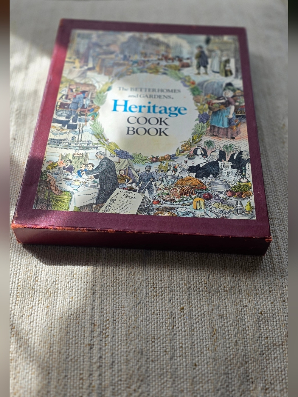 Heritage Cook Book by‎ Better Homes and Gardens - Burgundy Cover - Picture 3 of 10